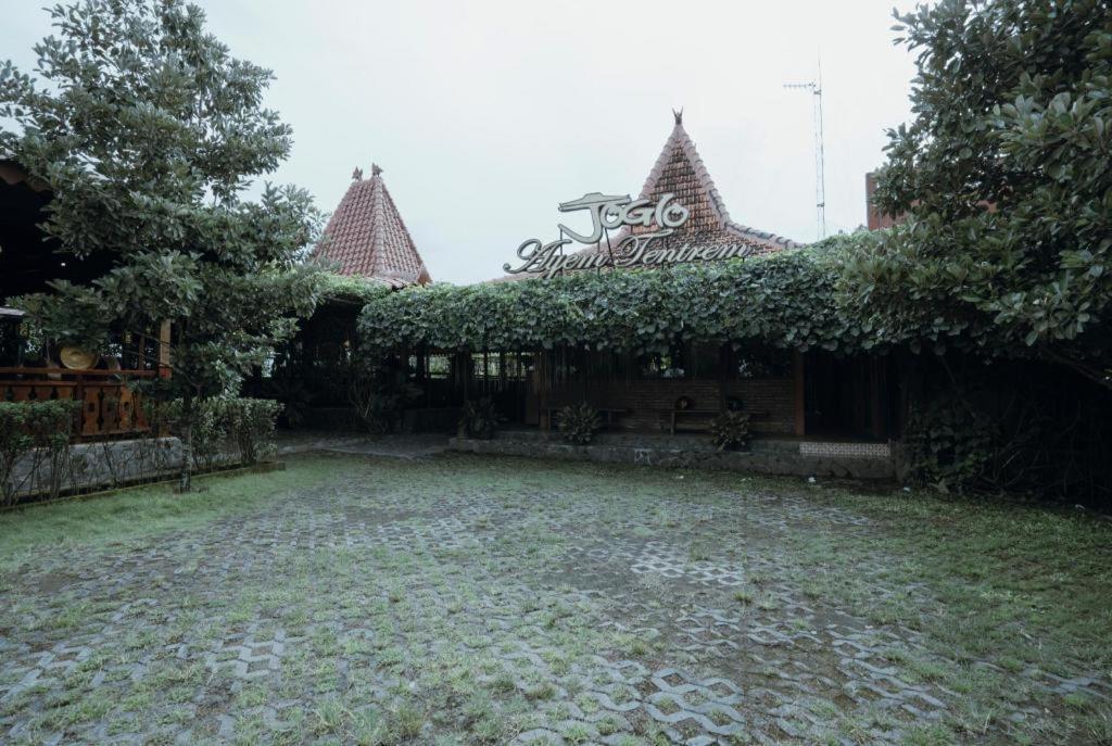 Joglo Ayem Tentrem Prambanan Extérieur photo